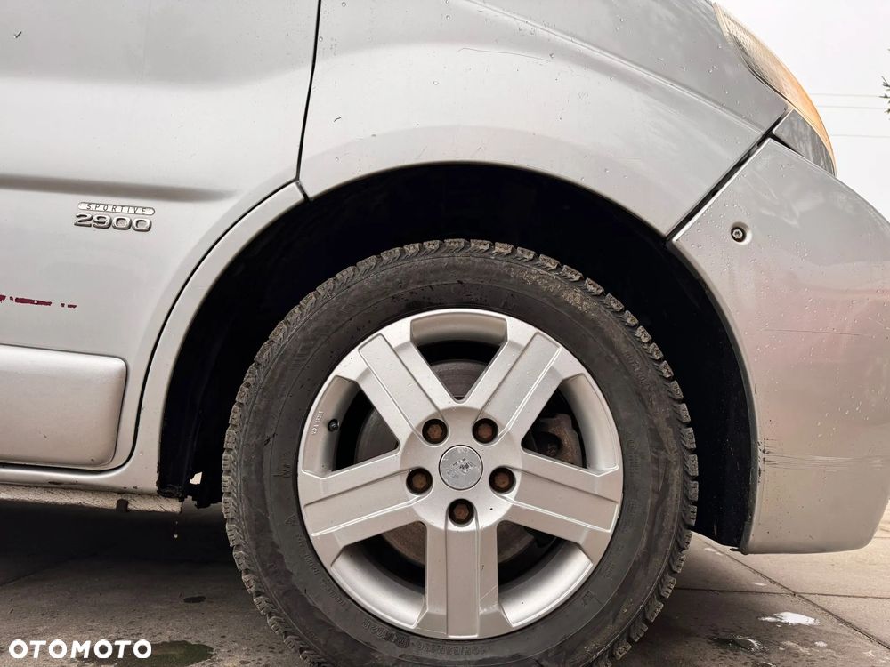 Opel VIVARO BRYGADÓWKA 6 MIEJSC KLIMATYZACJA - 21