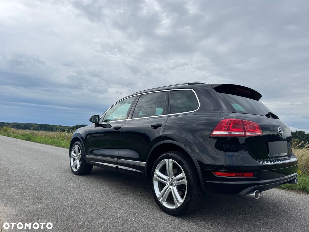 Volkswagen Touareg 3.0 V6 TDI BMT R-Style - 15
