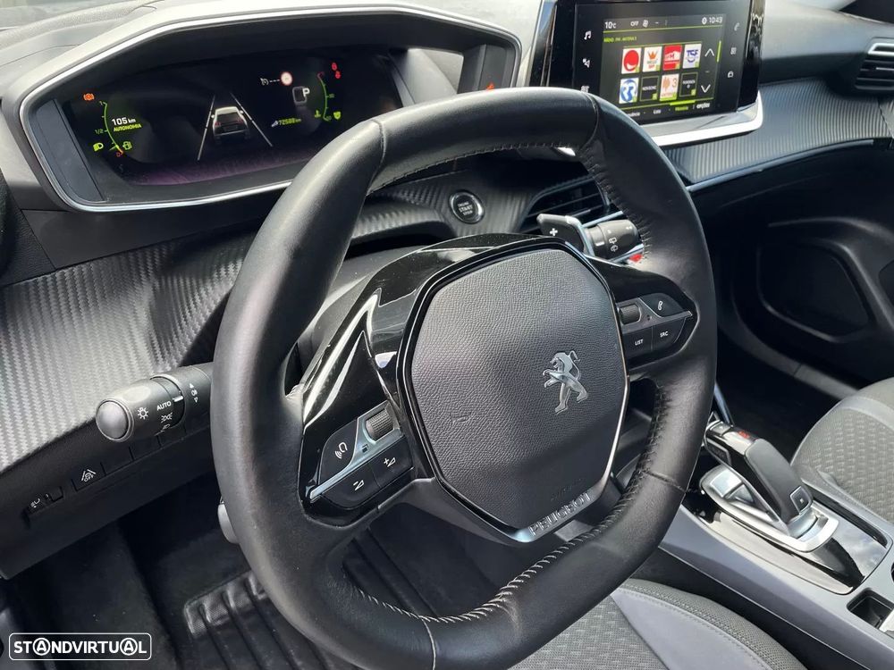 Peugeot 2008 1.2 PureTech Allure EAT8 - 15