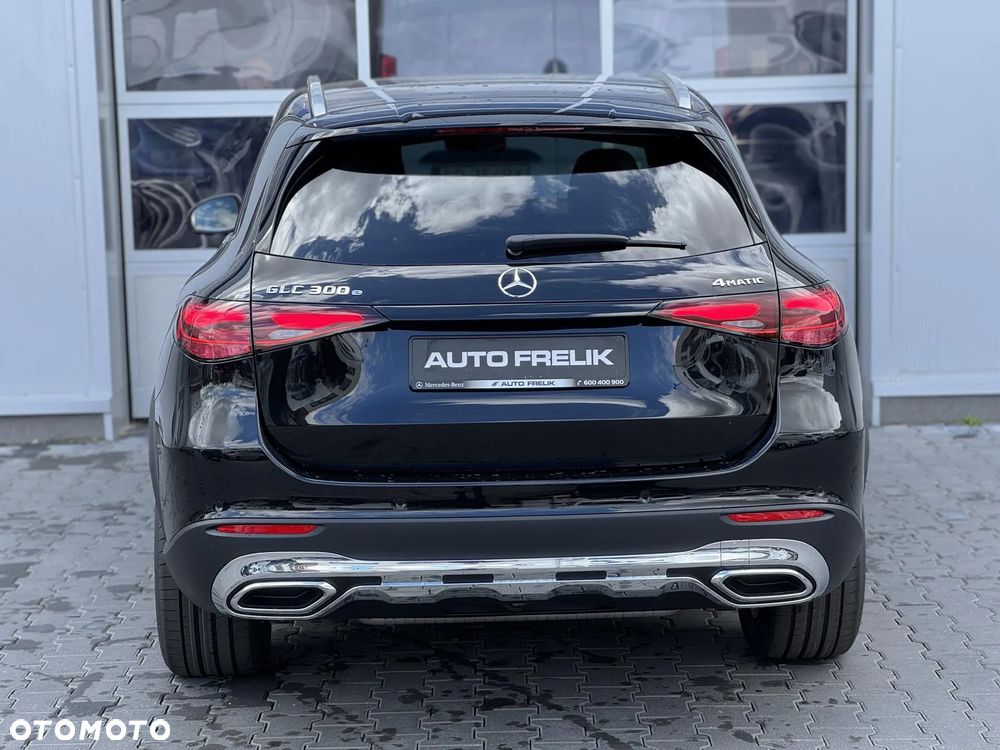 Mercedes-Benz GLC 300 e 4-Matic Avantgarde - 10