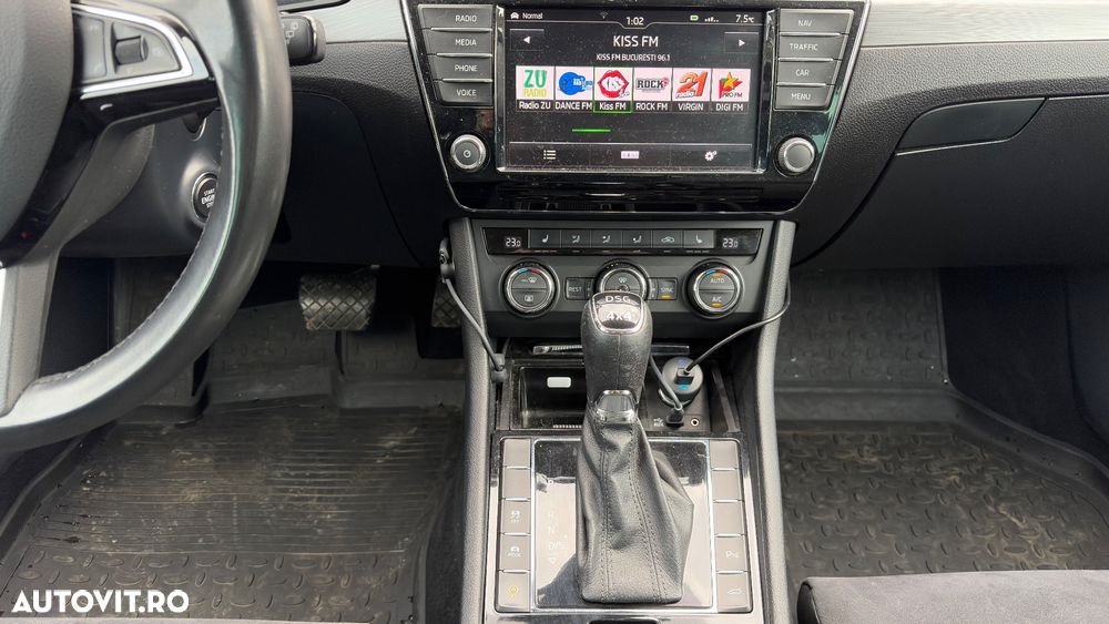 Skoda Superb 2.0 TDI DSG 4X4 Style - 7