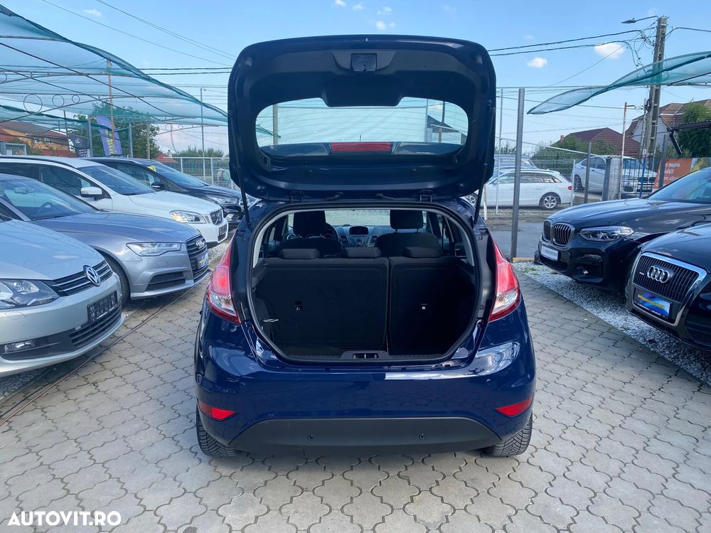 Ford Fiesta - 10