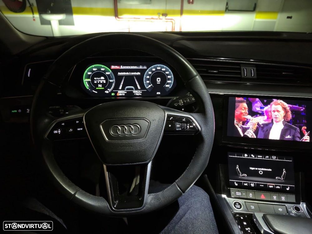 Audi e-tron 55 quattro - 21