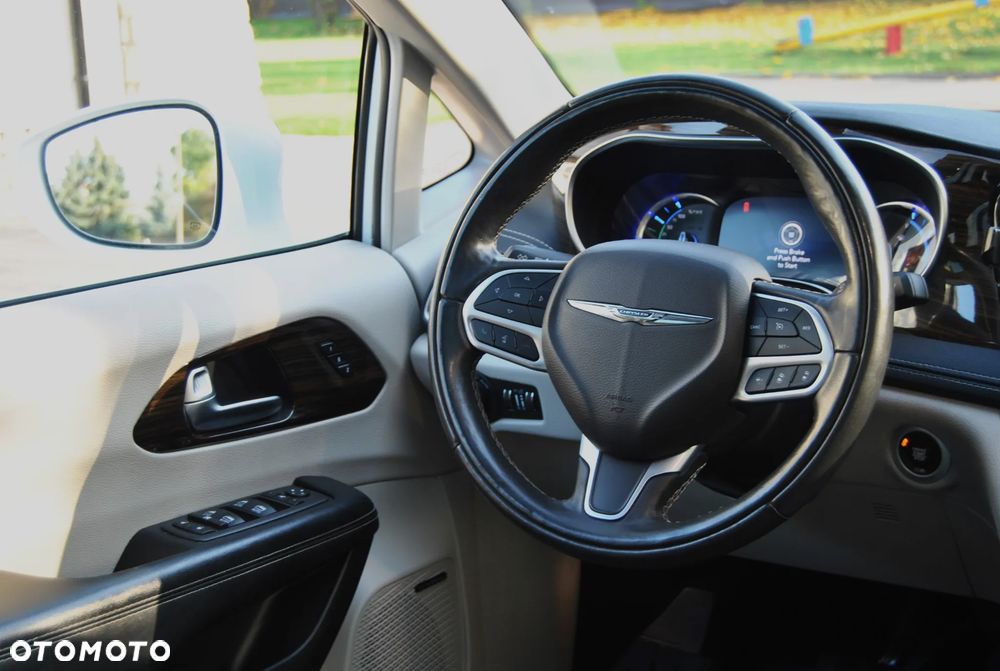 Chrysler Pacifica 2022
