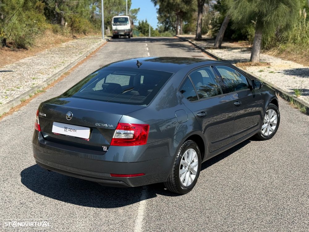 Skoda Octavia - 8