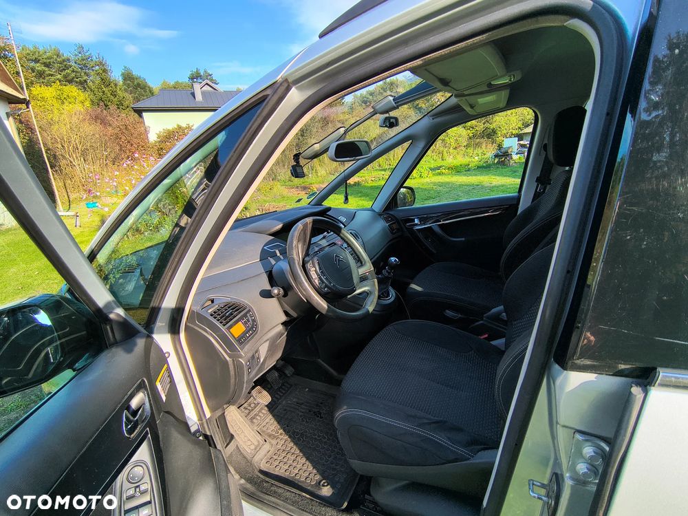 Citroën C4 Grand Picasso - 16