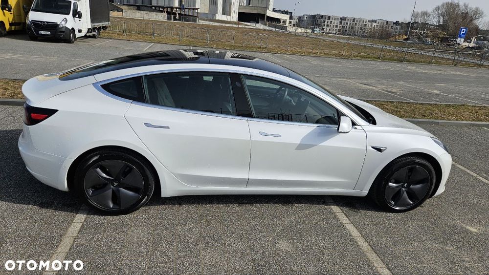 Tesla Model 3 Standard Reichweite Plus Hinterradantrieb - 15