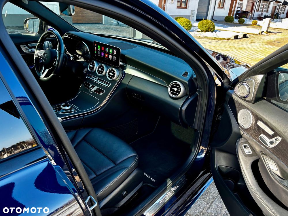 Mercedes-Benz Klasa C 300 4MATIC 9G-TRONIC - 11