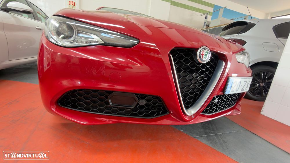 Alfa Romeo Giulia 2.2 D Sprint AT8 - 31