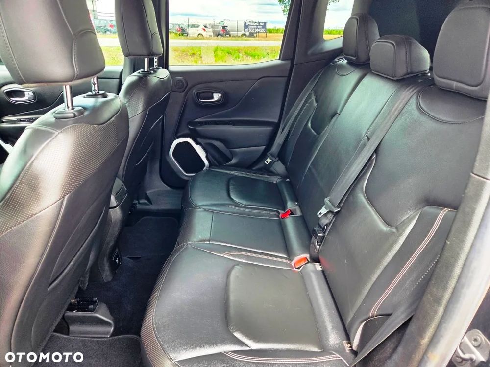 Jeep Renegade 1.4 MultiAir Longitude - 30