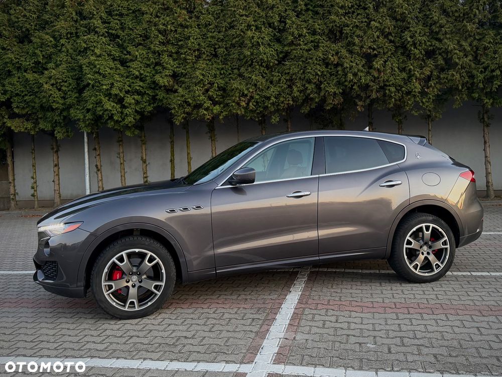 Maserati Levante Q4 GranLusso - 13
