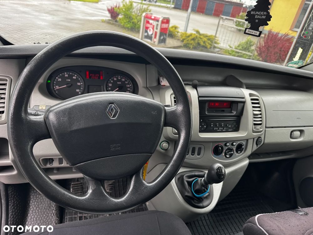 Renault Trafic L1H1 Passenger Lux - 12