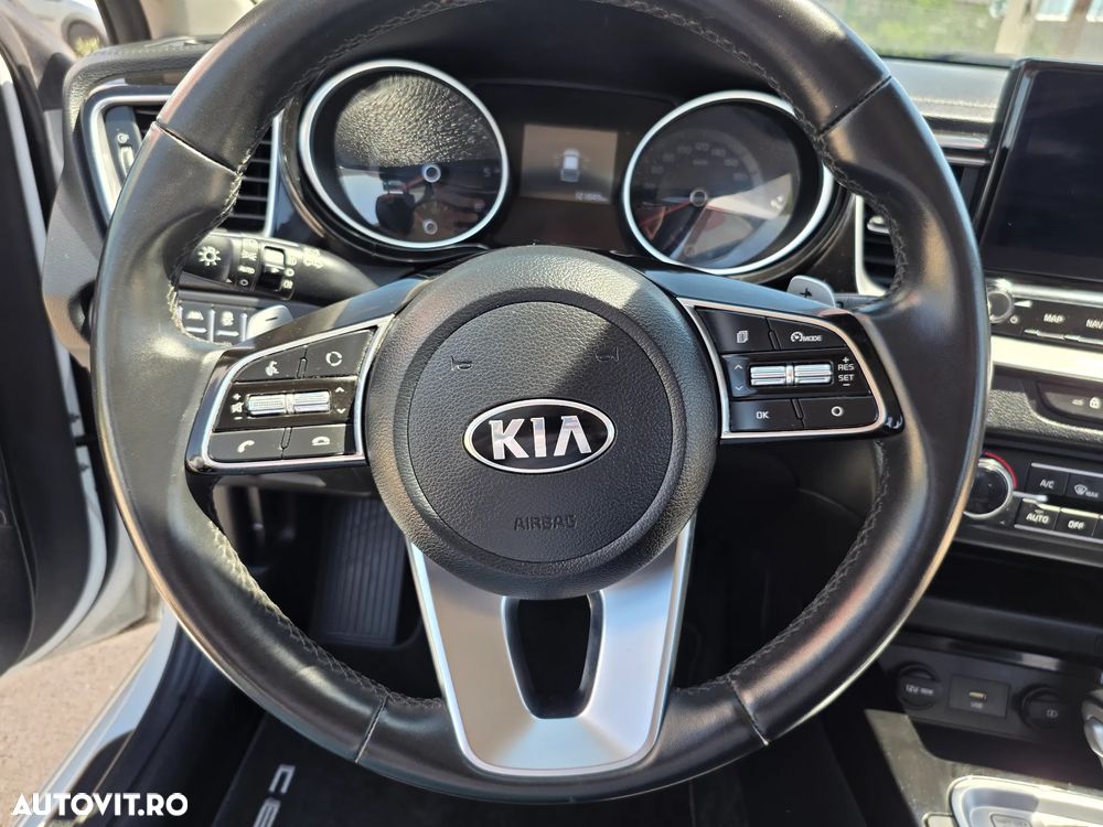 Kia Ceed 1.6 DSL MHEV 7DCT HP GT Line - 19