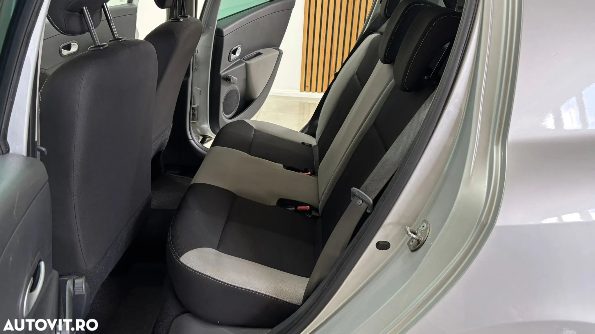 Renault Clio 1.5 dCi 90 FAP Dynamique - 7