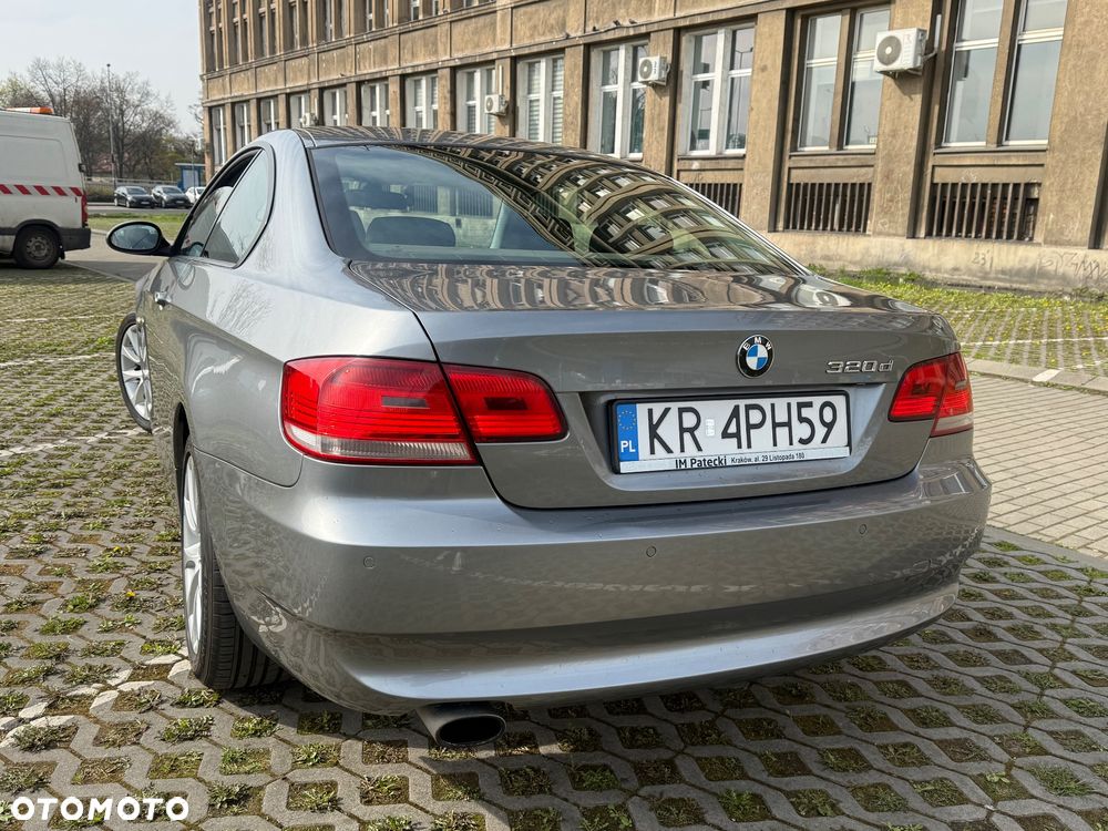 BMW Seria 3 320d DPF - 34