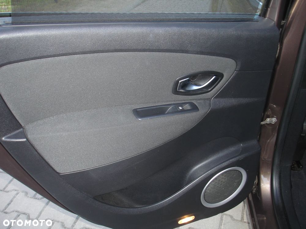 Renault Grand Scenic - 22