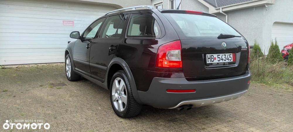 Skoda Octavia 2.0 TDI DPF 4x4 Ambiente - 36