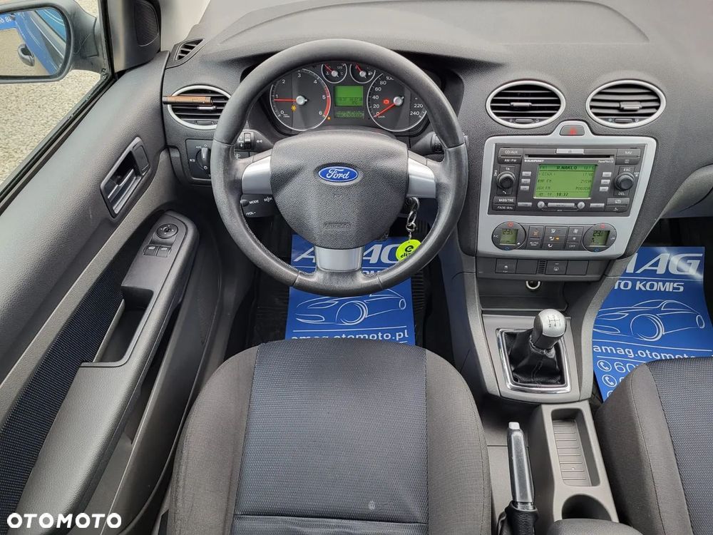 Ford Focus SW 1.6 TDCi Ambiente - 21