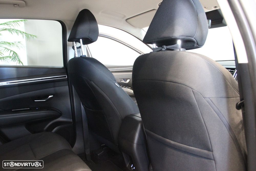 Hyundai Tucson 1.6 T-GDi 48V Vanguard+TA - 13