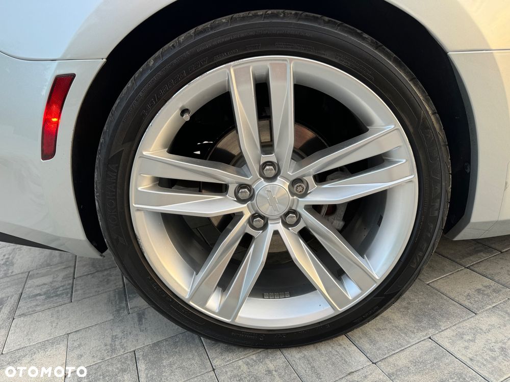 Chevrolet Camaro - 36