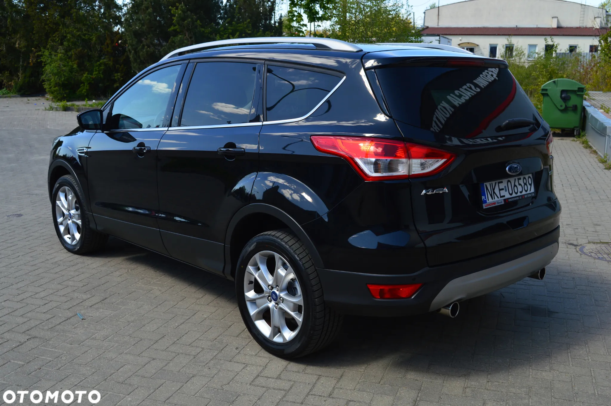 Ford Kuga 1.5 EcoBoost 2x4 Titanium - 6