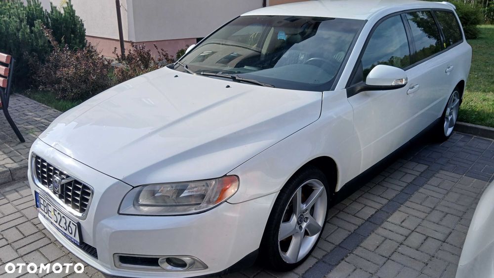 Volvo V70 - 1