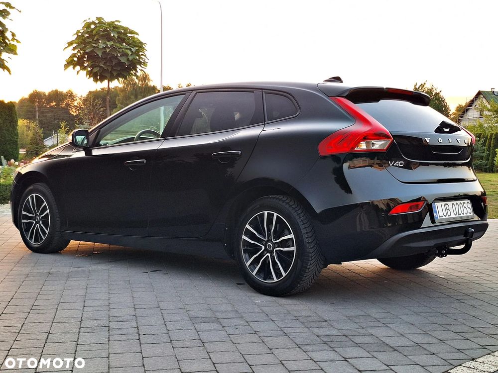 Volvo V40 D2 - 14