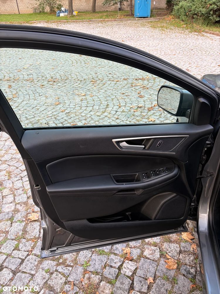 Ford Edge - 35