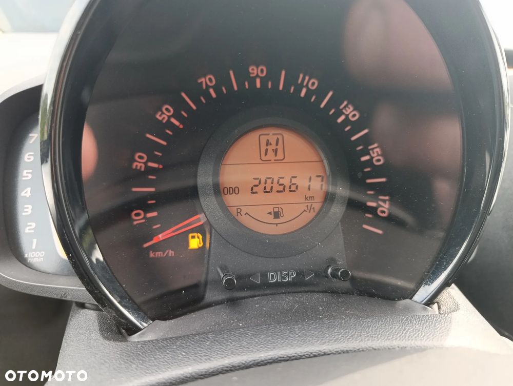 Toyota Aygo - 30