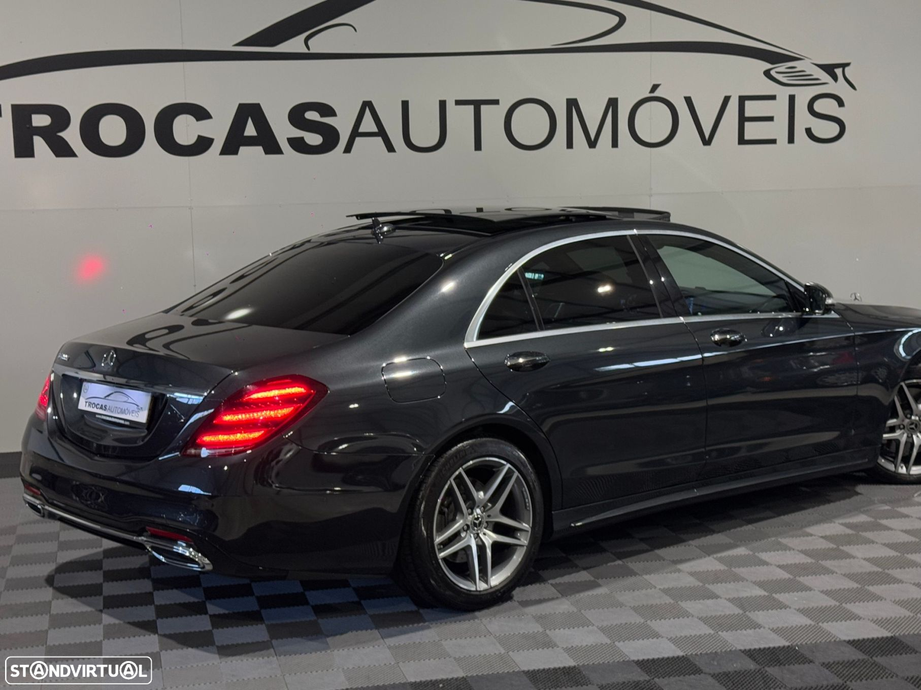 Mercedes-Benz S 400 d Longo - 24