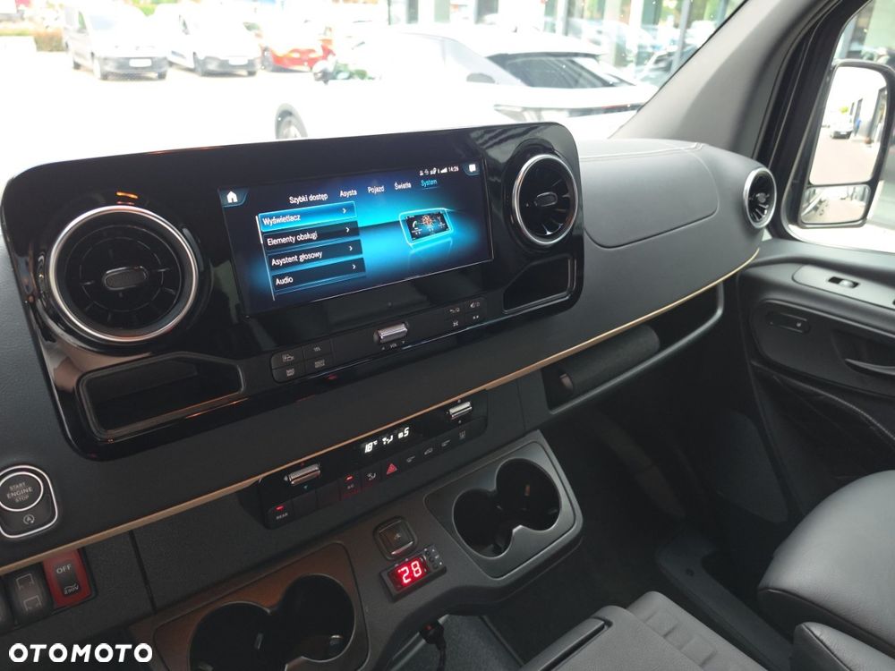 Mercedes-Benz Sprinter Long PRO 9G-Tronic 907.235 - 15