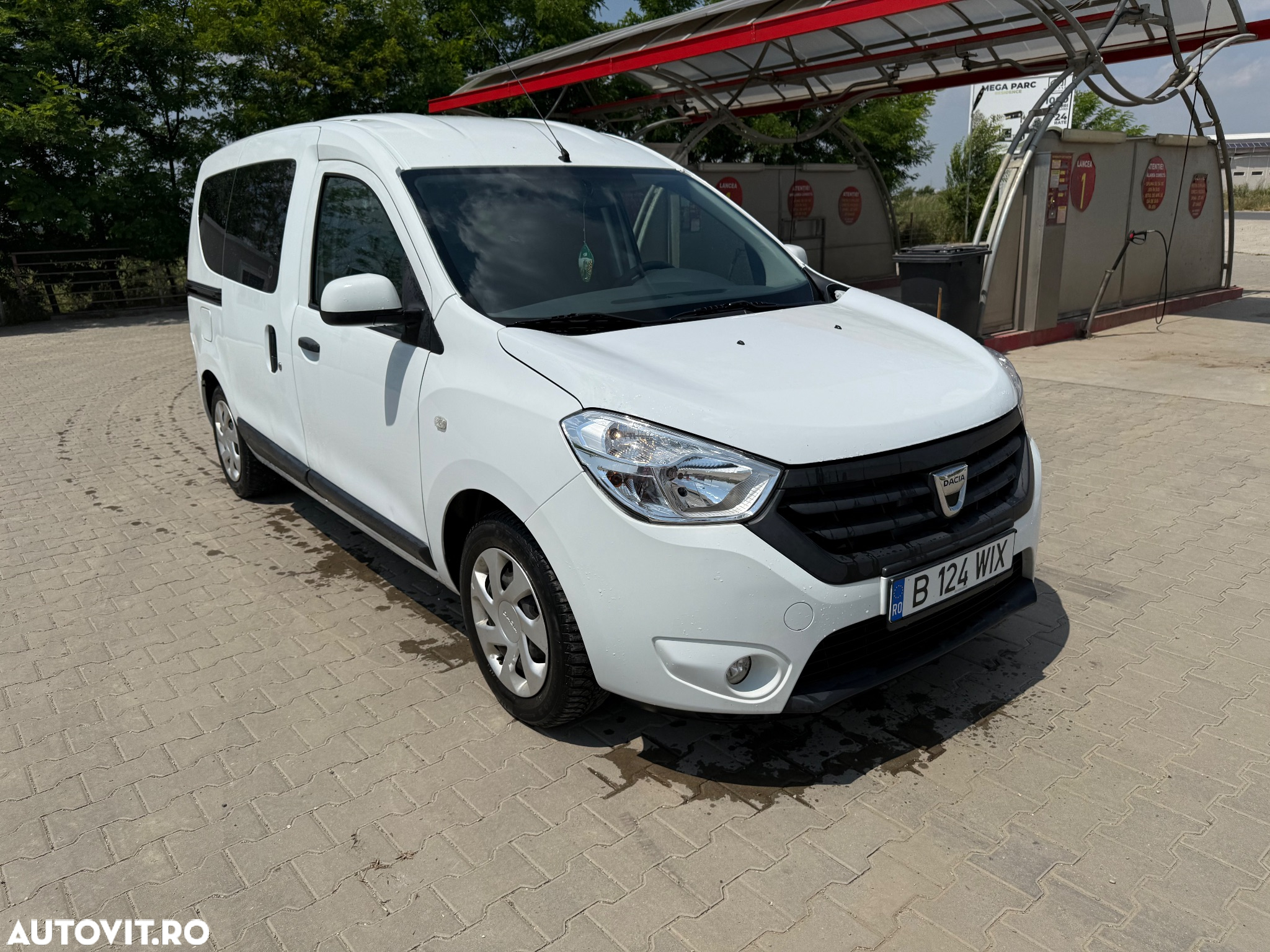 Dacia Dokker 1.5 Blue dCi Laureate - 5