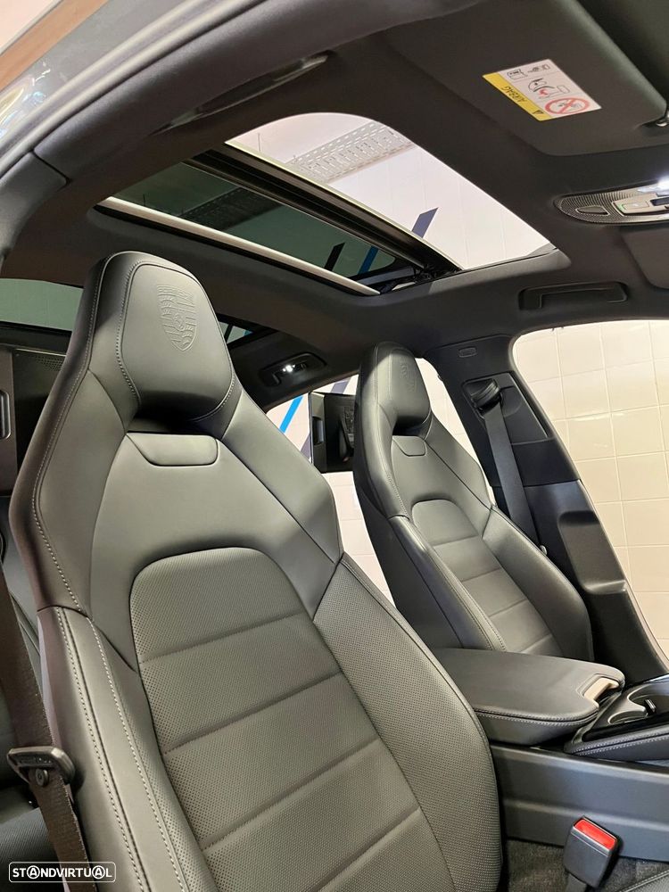 Porsche Panamera 4S E-Hybrid - 40