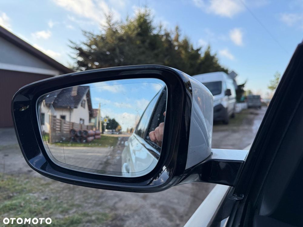 BMW Seria 3 318i M Sport - 25