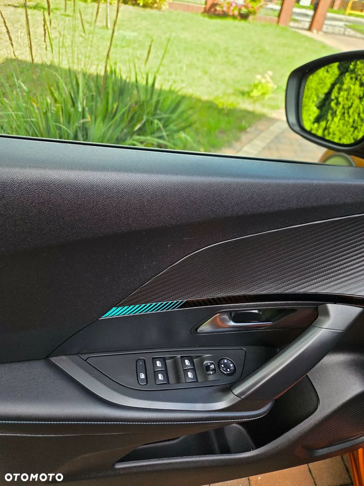 Peugeot 2008 1.2 PureTech Allure Pack S&S EAT8 - 30