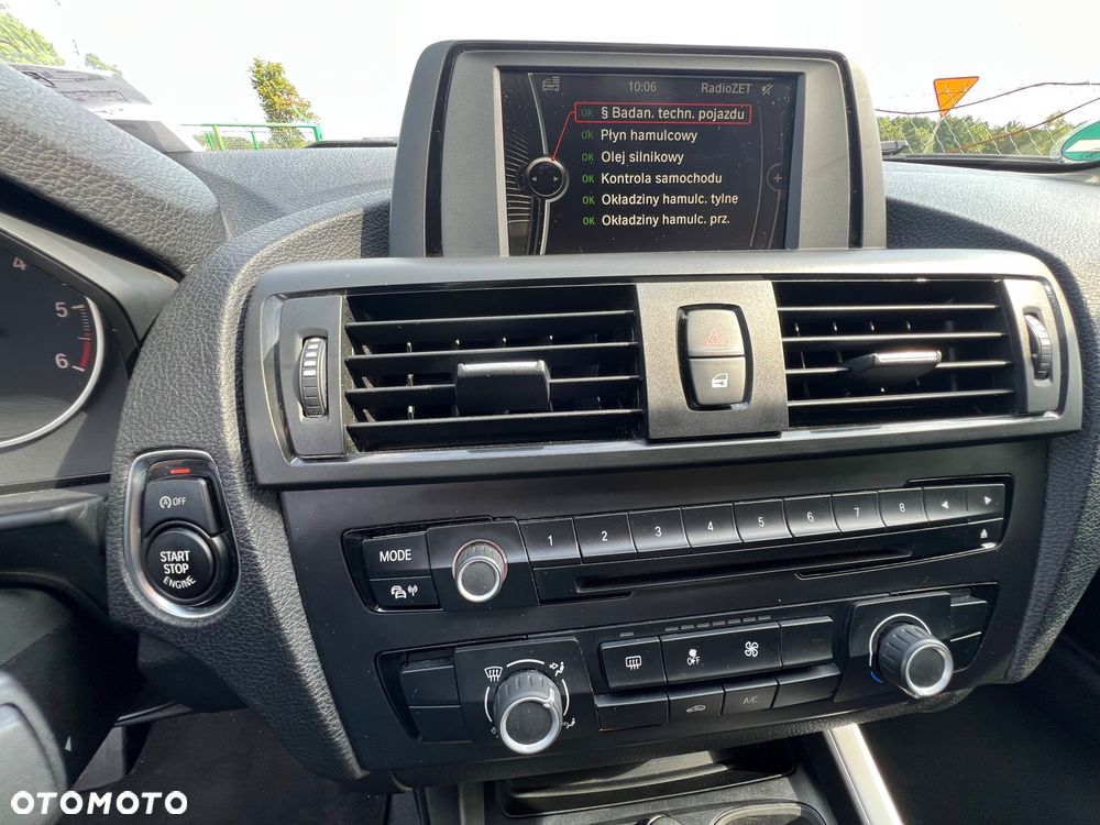 BMW Seria 1 120d xDrive - 29