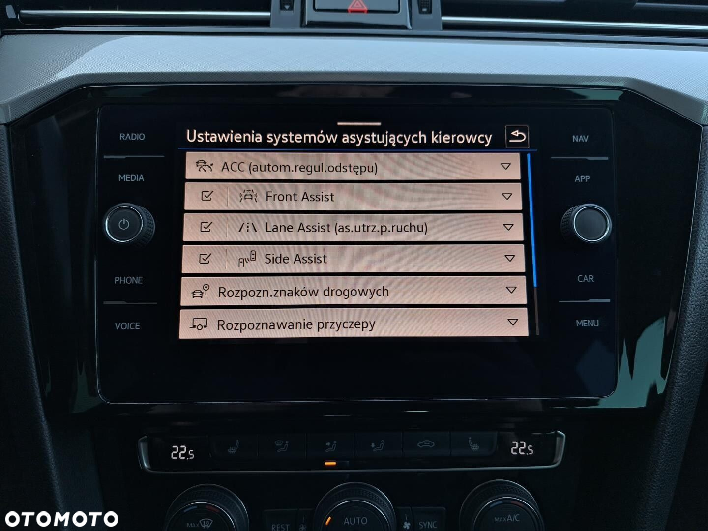 Volkswagen Passat 2.0 TDI Business DSG - 26