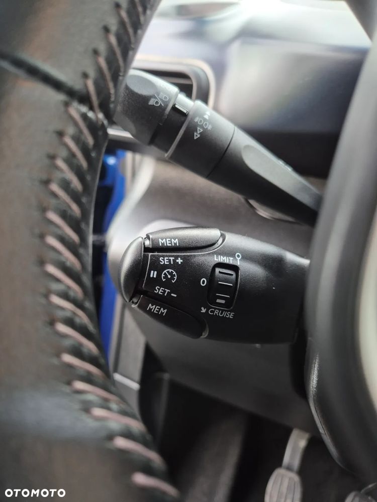 Peugeot Rifter 1.5 BlueHDI Allure Pack S&S - 29