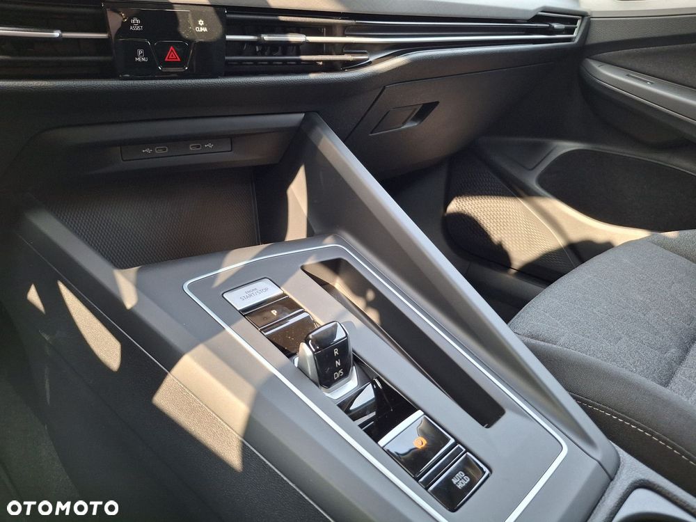 Volkswagen Golf - 12