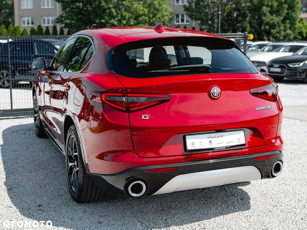 Alfa Romeo Stelvio 2.0 Turbo TI Q4 - 5