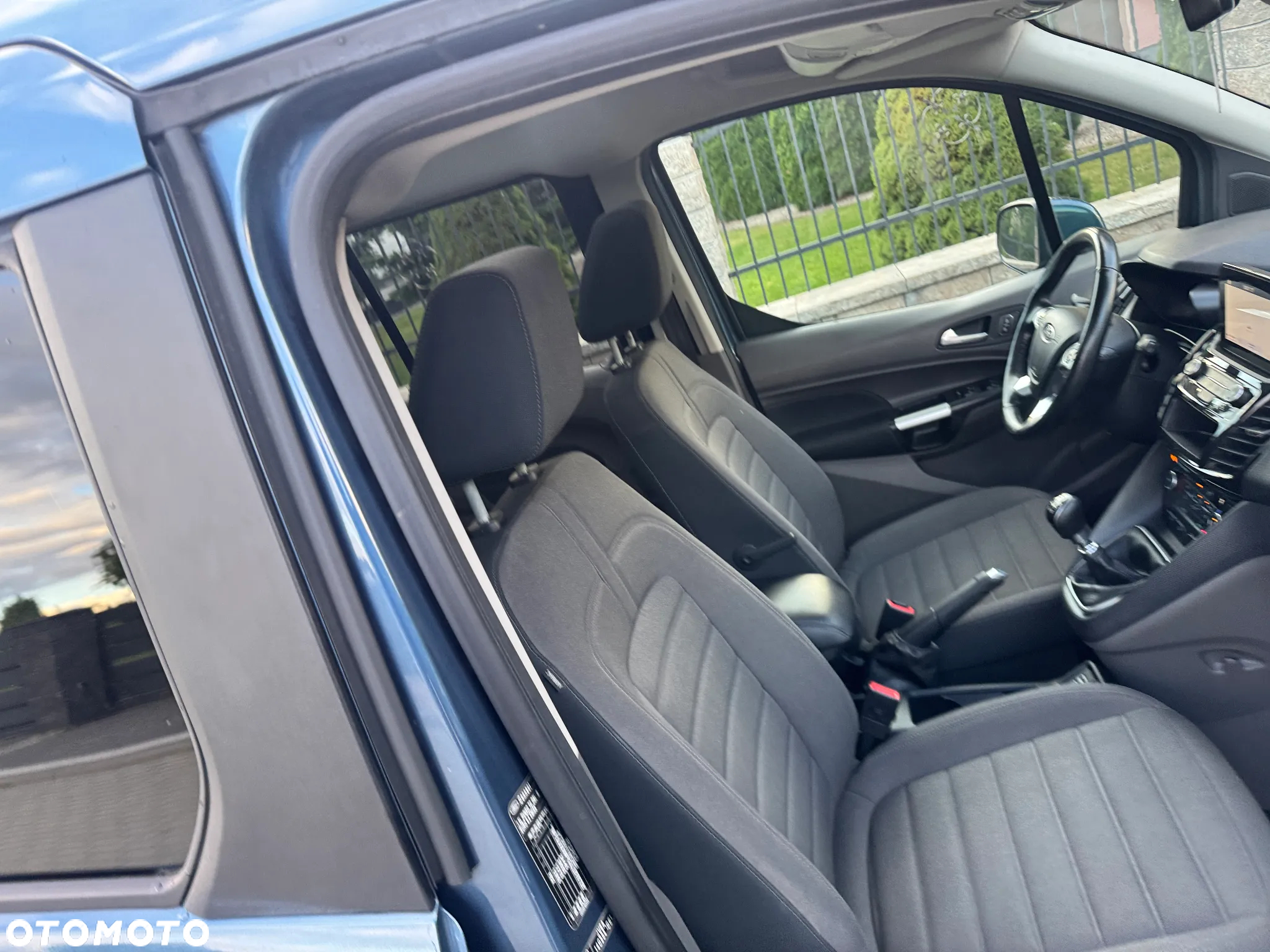 Ford Tourneo Connect 1.5 EcoBlue Start-Stop Titanium - 12