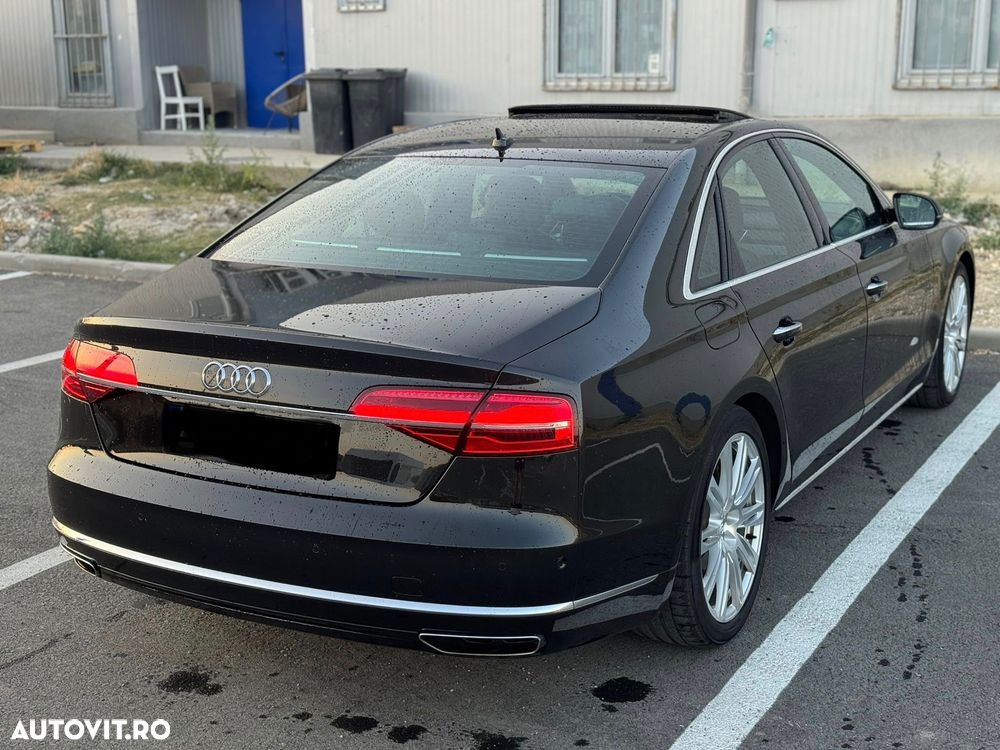 Audi A8 - 5