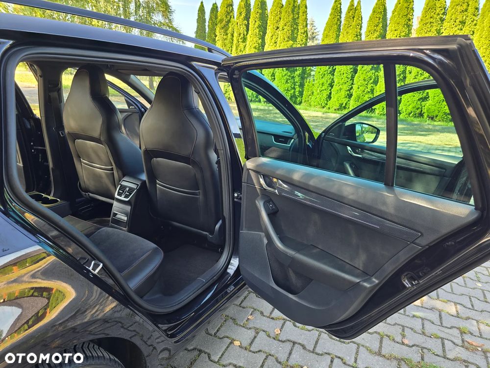 Skoda Octavia 2.0 TSI DSG RS 245 - 19