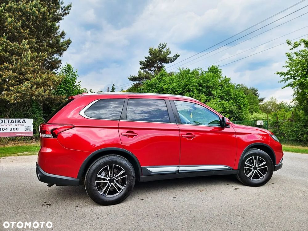 Mitsubishi Outlander 2.0 2WD SUV-Star - 12