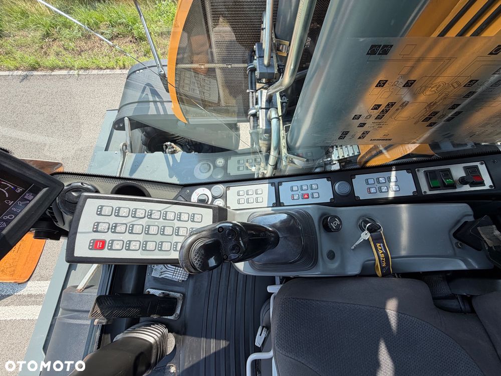 Liebherr A914 compact |rototilt |lapy-plug| - 8