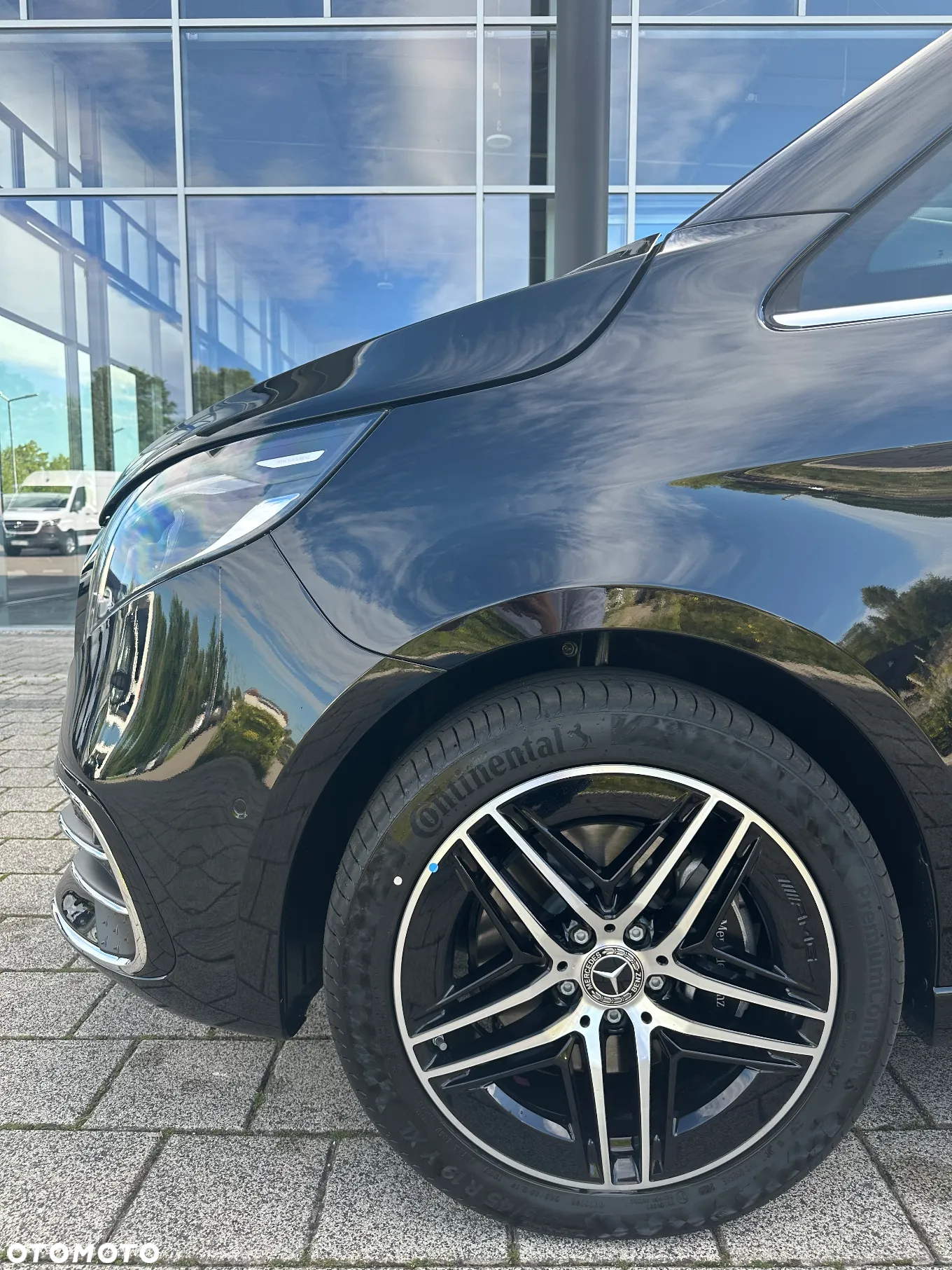 Mercedes-Benz Klasa V 300 d 4-Matic Exclusive 9G-Tronic (d³ugi) - 13