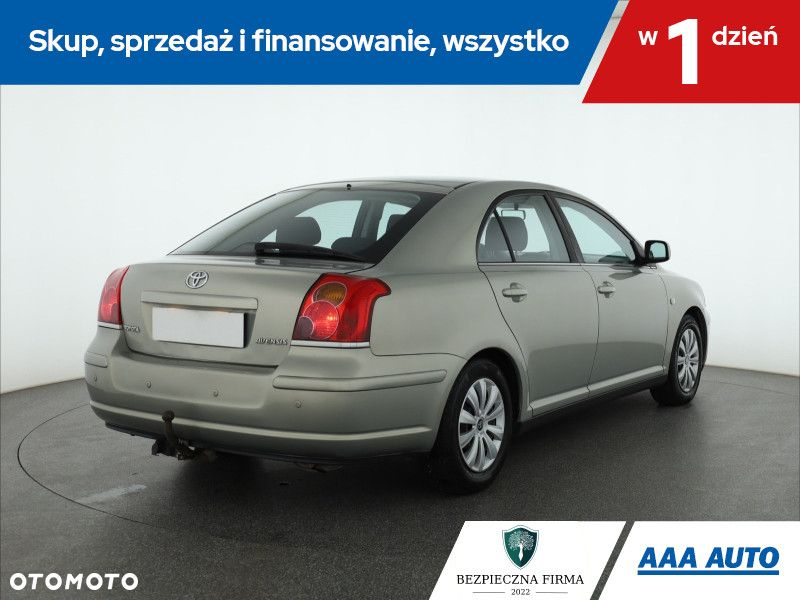 Toyota Avensis - 6