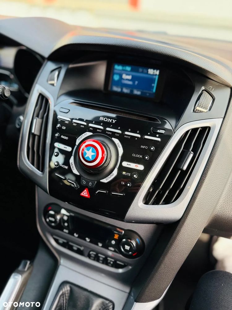 Ford Focus 1.6 EcoBoost Titanium - 9