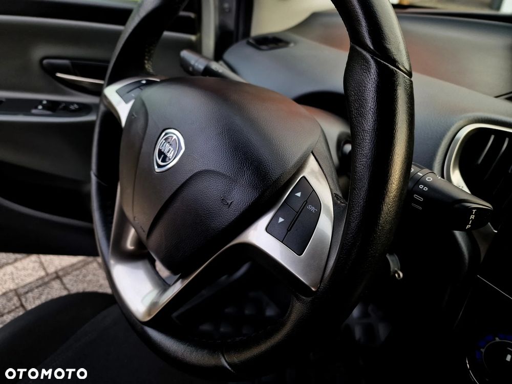 Lancia Ypsilon 1.2 8V Gold S&S EU6 - 18