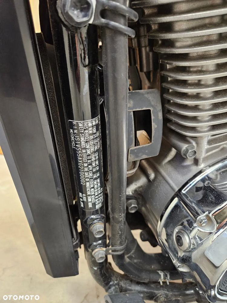 Suzuki VL 800 Volusia - Boulevard C50 - 15